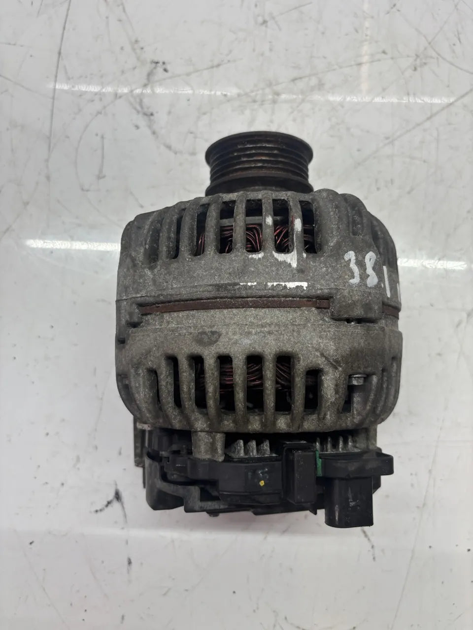 Alternador Volkswagen Beetle Golf Jetta Passat 2.5 CBUA CBU 07K903023C