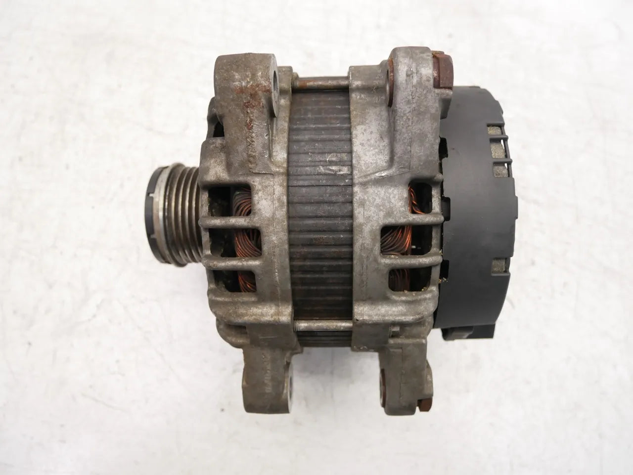 Alternador Land Rover Discovery 2,2 CRDI 224DT EJ32-10300-AC
