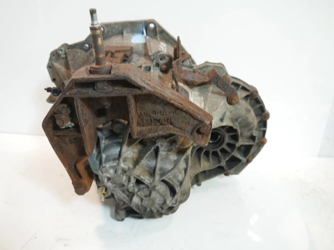 Caja de cambios manual Nissan Opel Movano 2.5 dCi G9U650 G9U PF6006 8200546196