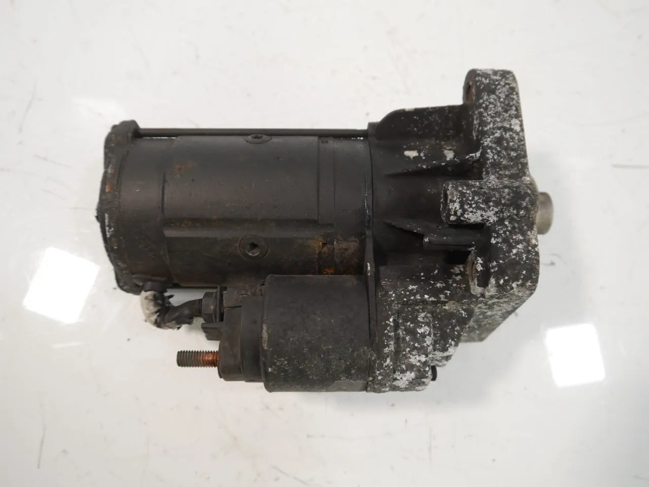 Motor de arranque Nissan Opel Interstar Movano 2,5 dCi G9U650 G9U 0000476430-01