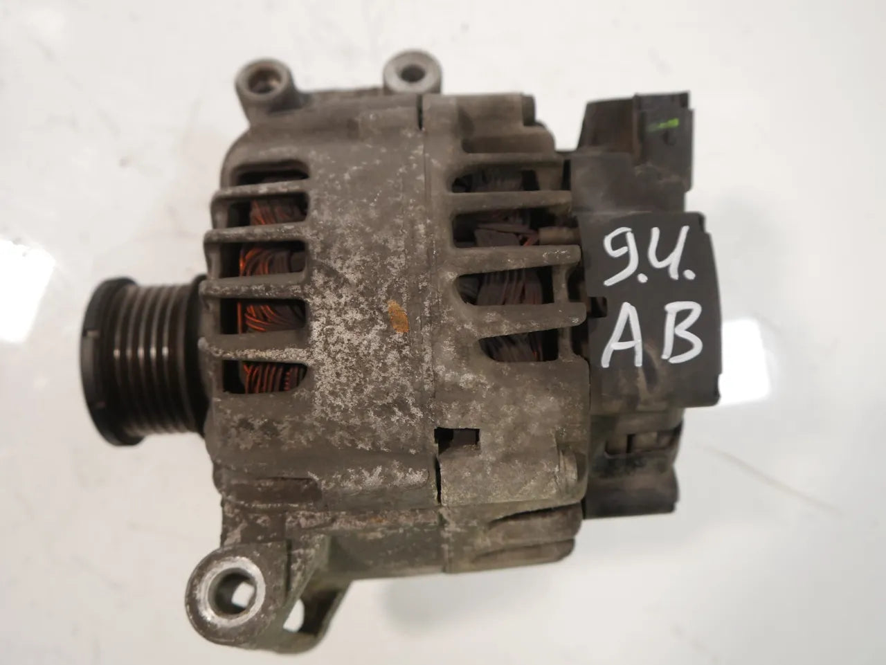 Alternador Citroen Peugeot DS3 1.4 VTi 8FP 8F01 EP3C N12B14A V761548480