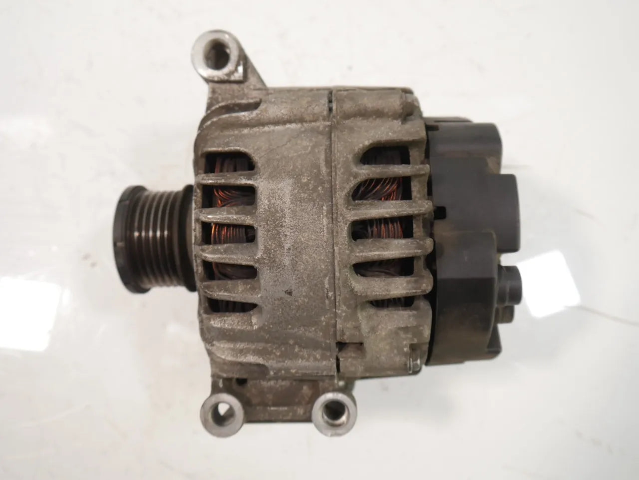 Alternador Citroen Peugeot DS3 1.4 VTi 8FP 8F01 EP3C N12B14A V761548480