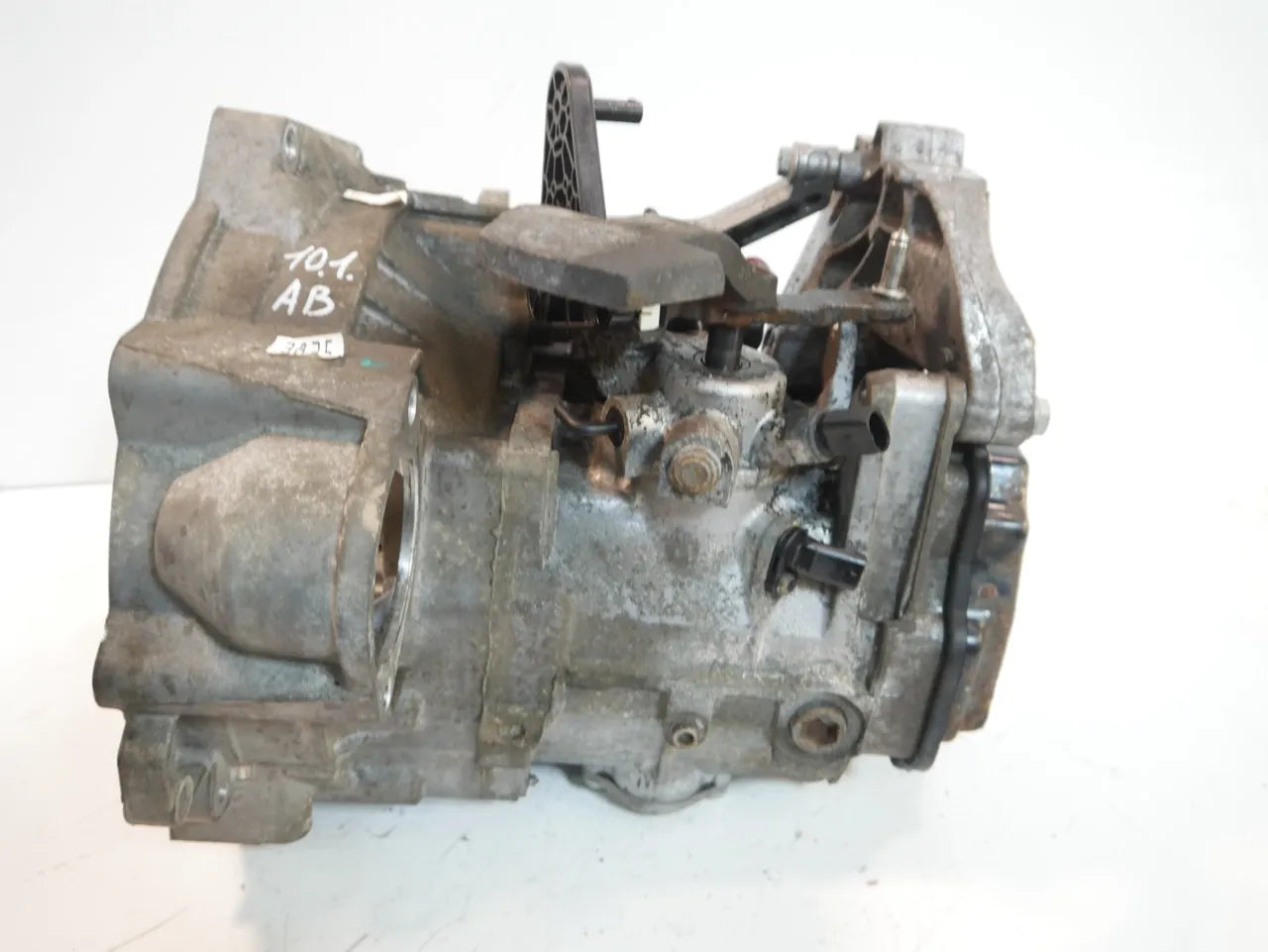 Caja de cambios manual Volkswagen Audi Passat A3 1.6 TDI CAYC CAY LHW 0A4300046E 5 velocidades