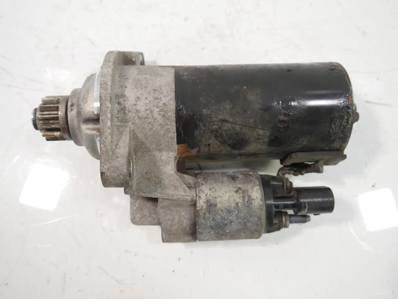 Motor de arranque Volkswagen Audi Seat Passat A3 Ibiza 1.6 TDI CAYC CAY 0001153007