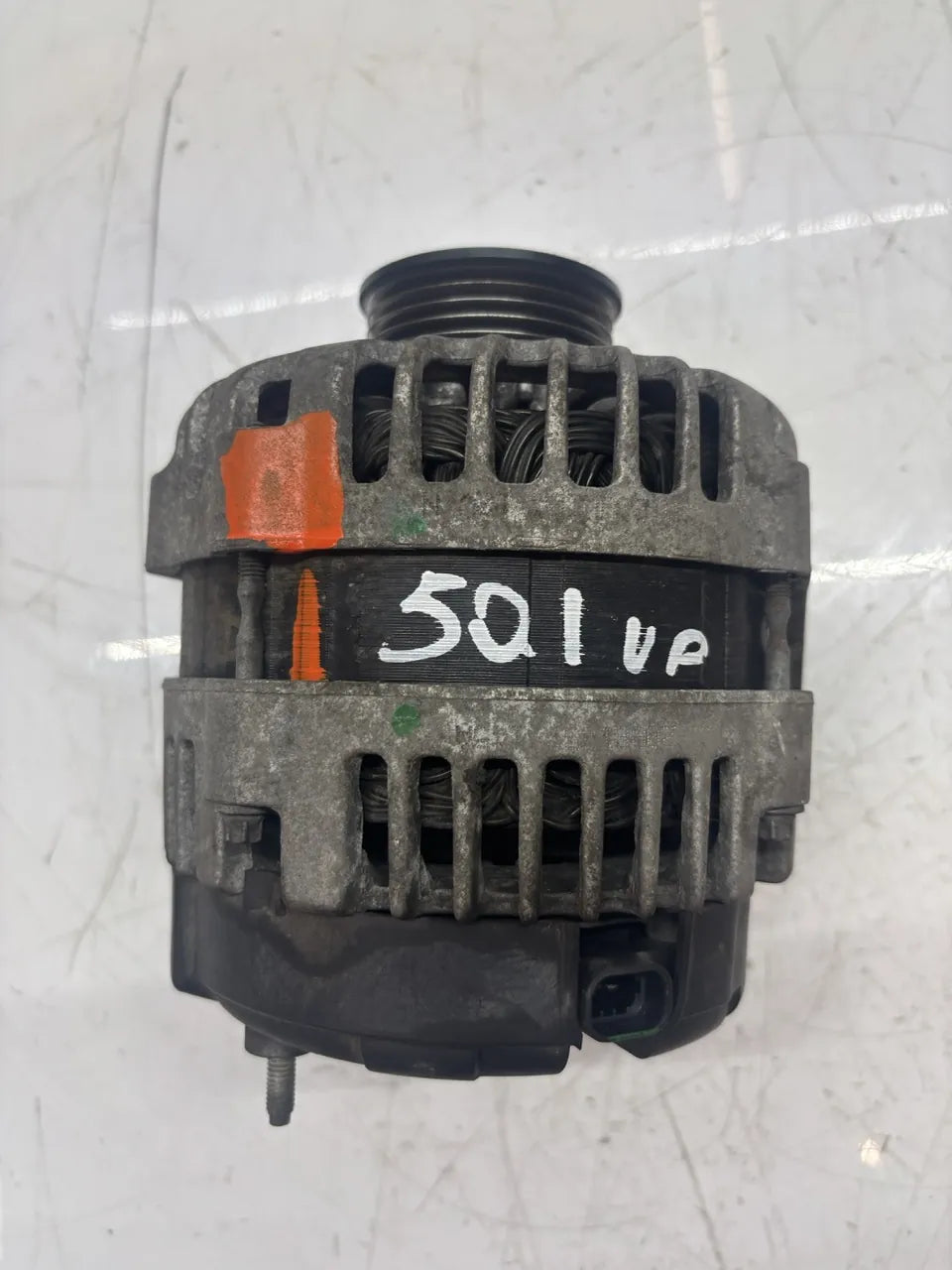 Alternador Cadillac Chevrolet GMC Escalade Sierra Yukon 6.2 V8 L9H 20881337
