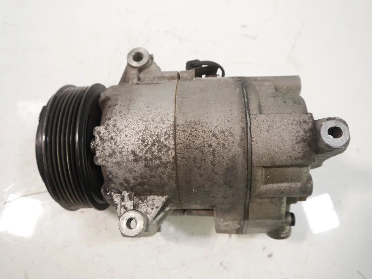 Compresor de aire acondicionado Opel Saab Insignia 9-5 2.0 CDTI A20DTH LBS 401351739