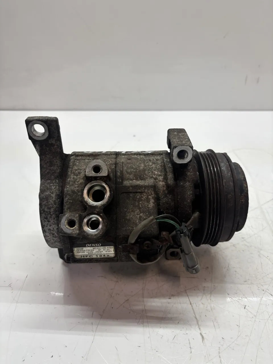 Compresor de aire acondicionado Chevrolet Cadillac Escalade Tahoe 5.3 LM7 84208257