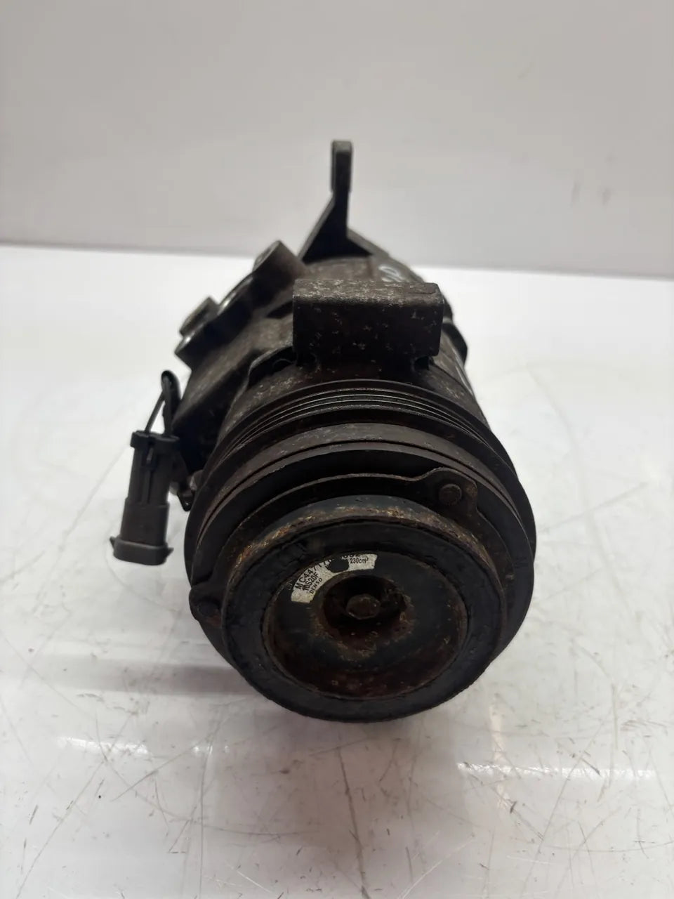 Compresor de aire acondicionado Chevrolet Cadillac Escalade Tahoe 5.3 LM7 84208257