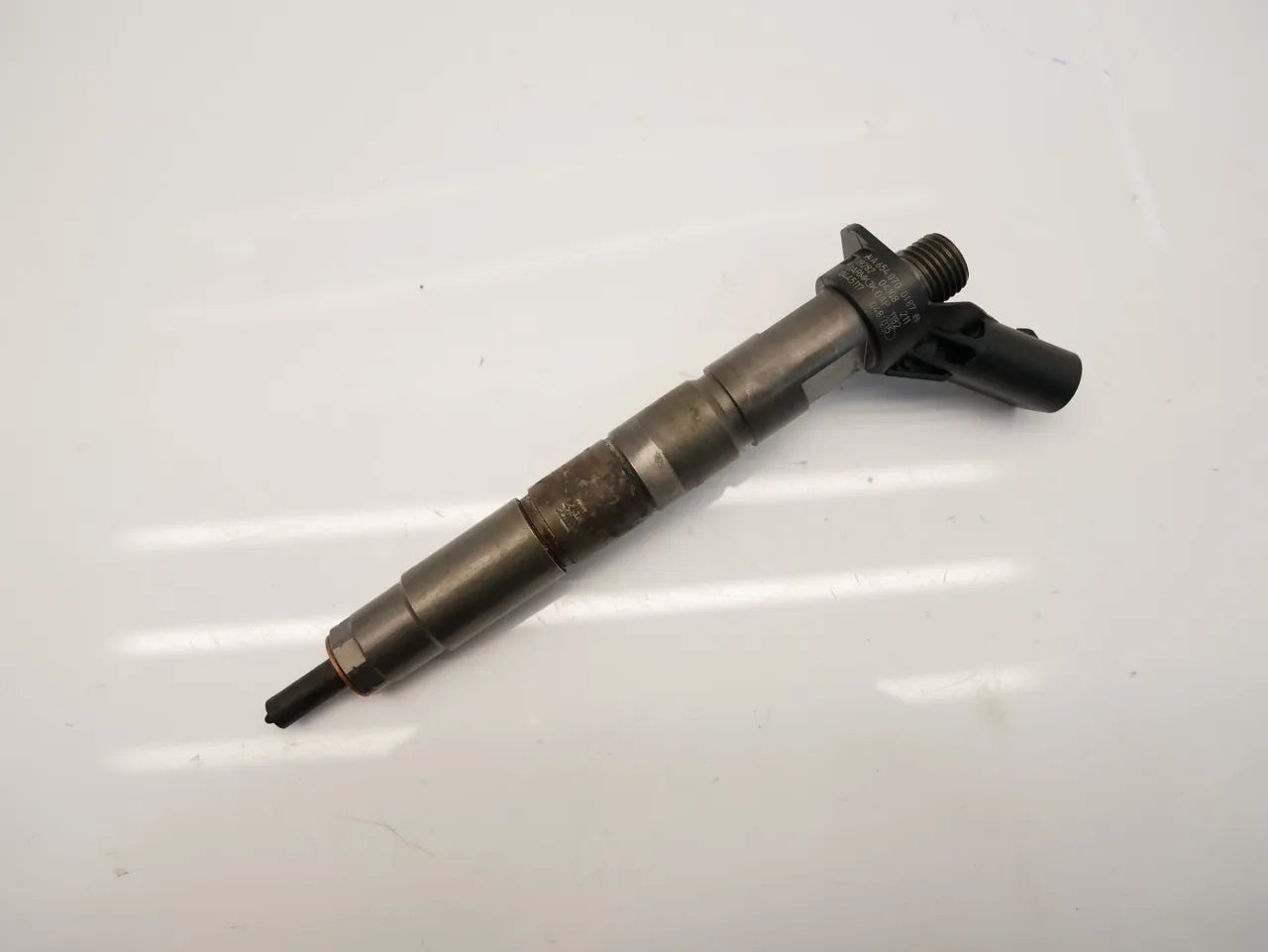 Inyector Mercedes-Benz Clase A A200d 2.0 OM654.920 654.920 OM654 A6540700187