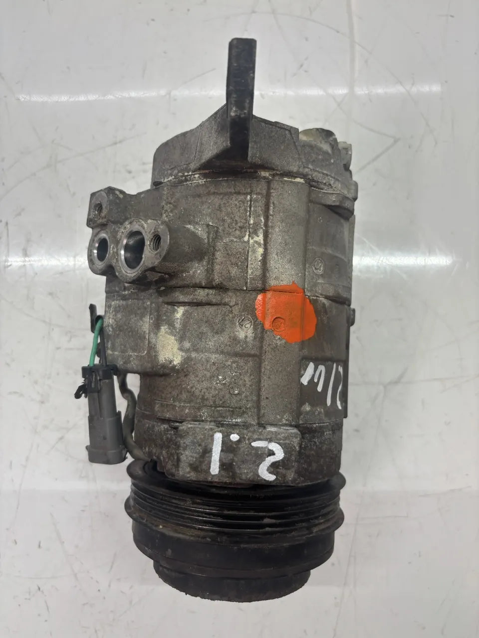 Compresor de aire acondicionado Chevrolet Tahoe 5.3 V8 4WD LC9 325CUV8 447220-4424