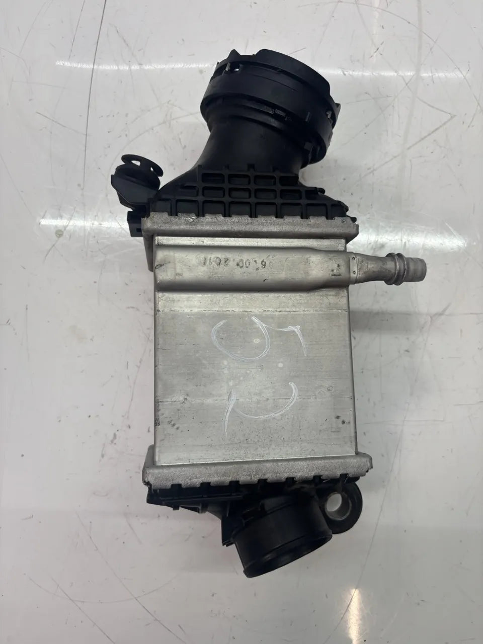 Tubo de presión de sobrealimentación BMW Serie 7 G11 4.4 Li xDrive N63B44C N63 8636370