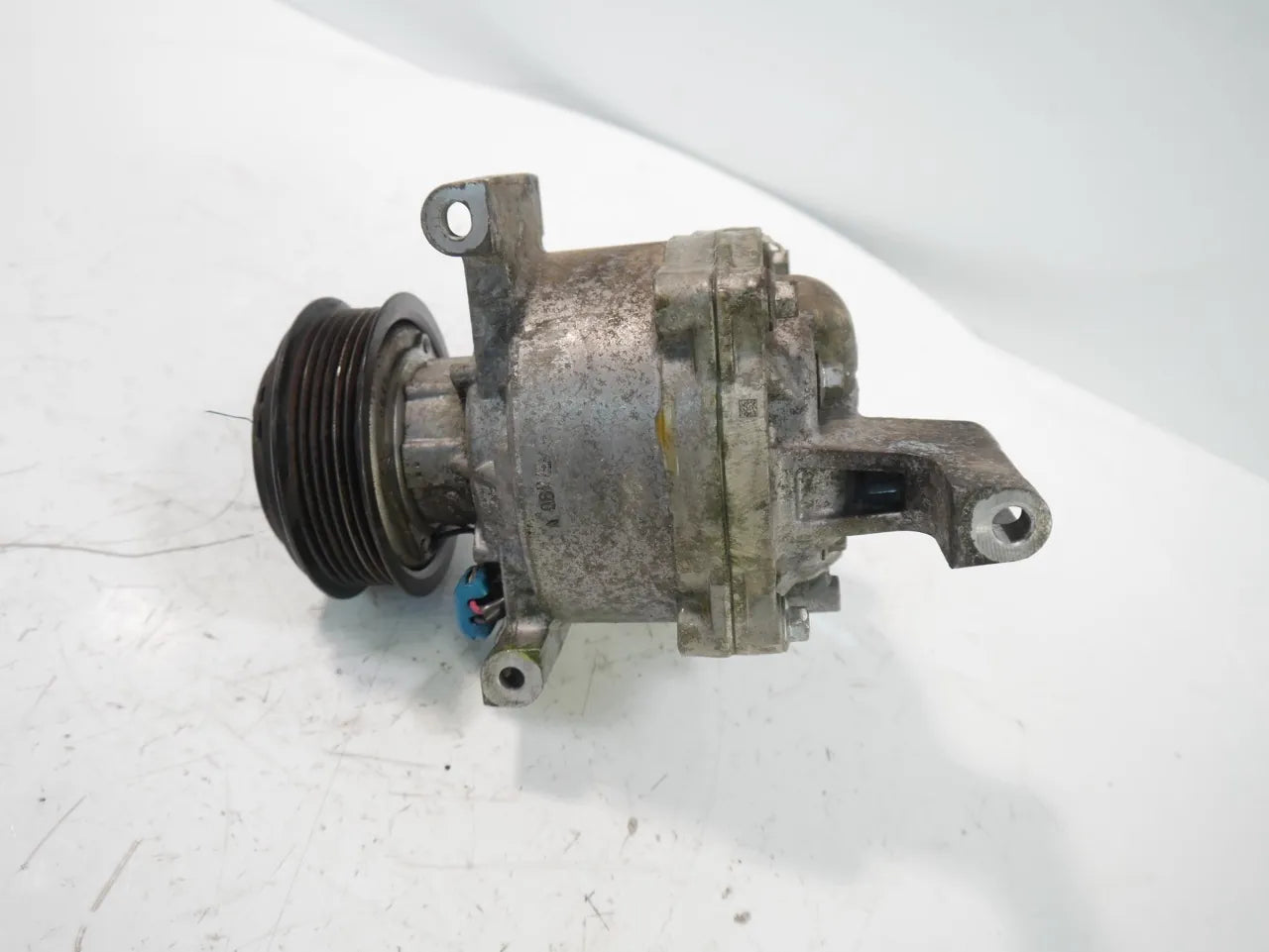 Compresor de aire acondicionado Opel Astra Insignia Mokka 1.6 CDTi B16DTH LVL 42456934
