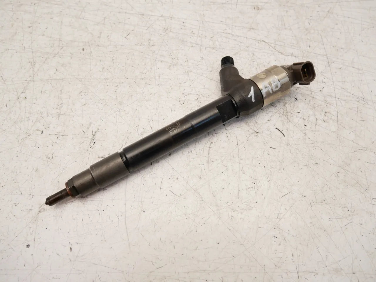 Inyector Opel Zafira Tourer C 1.6 CDTI B16DTH B16 LVL 55570012