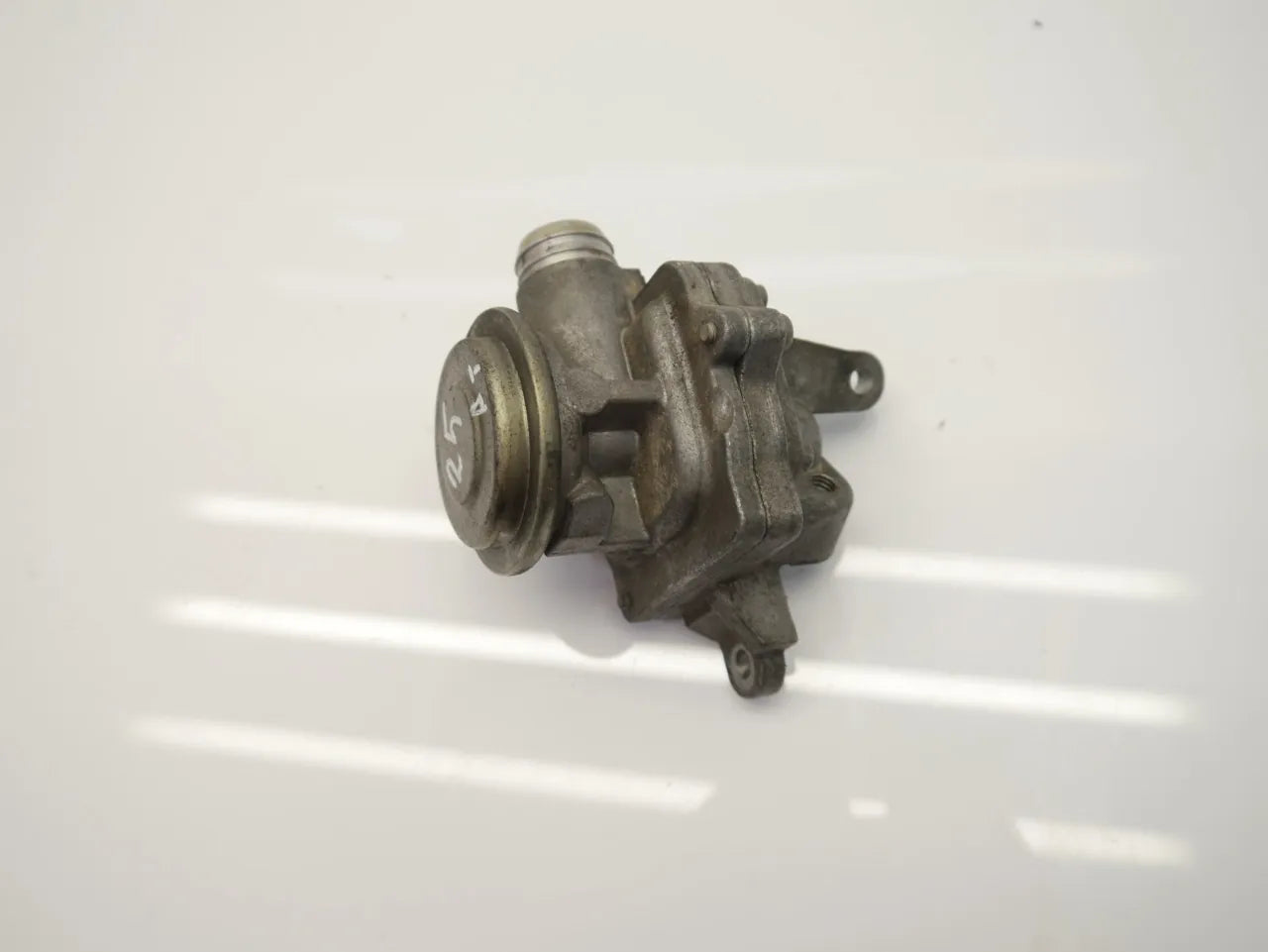 Válvula EGR Mercedes-Benz C63 W204 W212 AMG 6.2 M156.985 156.985 M156 A1561400960
