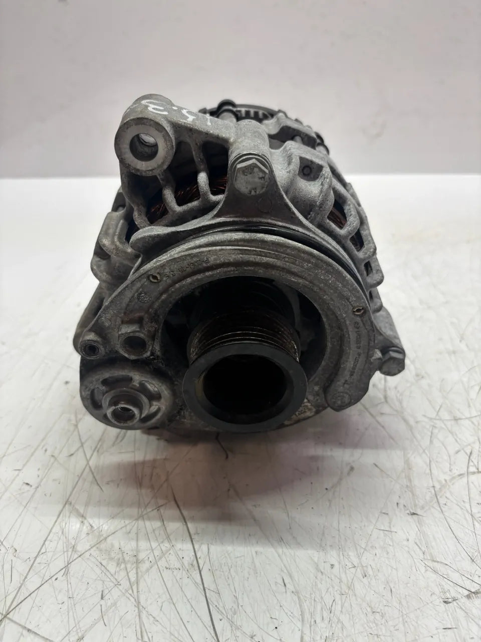 Alternador BMW Serie 3 G21 G20 Serie 5 G30 G31 3.0 B57D30A B57 8571358
