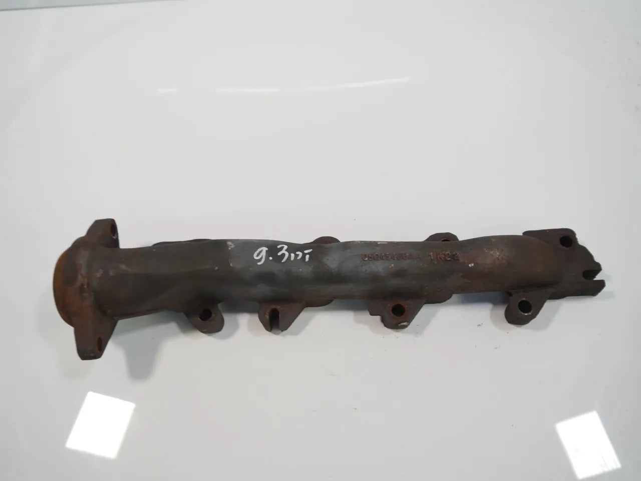 Colector de escape Dodge RAM 2500 6.4 V8 ESA 05045486AA