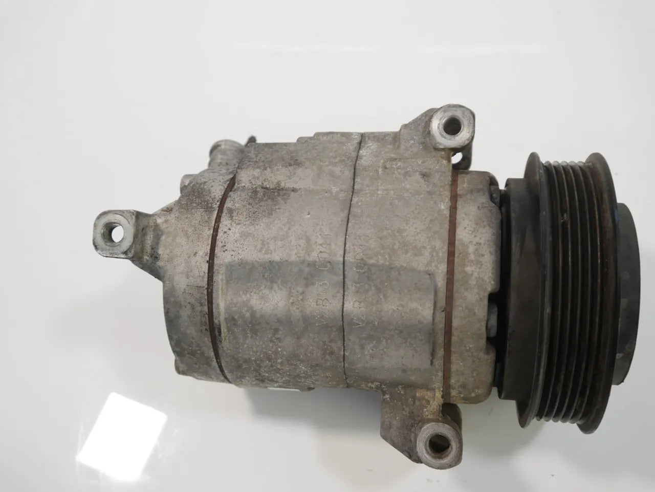 Compresor de aire acondicionado Opel Antara A 2.2 CDTi A22DM LNQ Z22D1 95487907