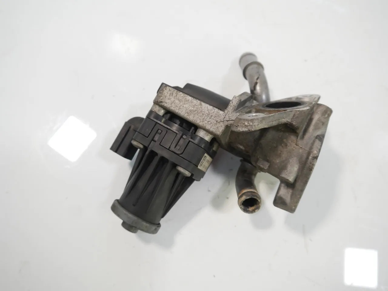 Válvula EGR Ford Ranger TKE 2.2 TDCi GBVAJQJ T22DD0P QJ2R FB3Q-9D475-AC