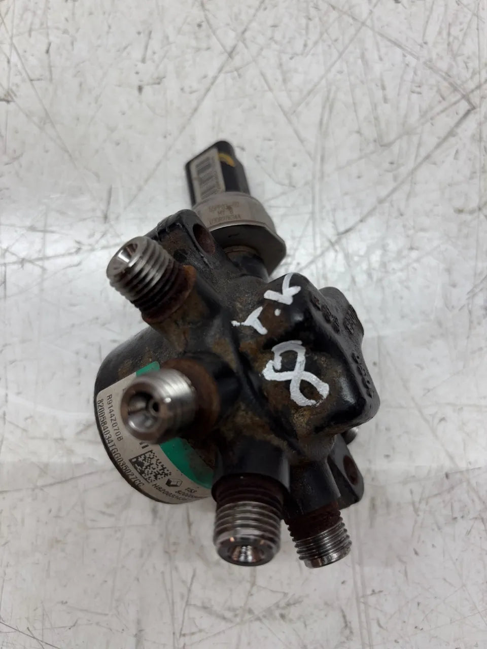 Tubo de raíl Renault Kangoo II 1.5 dCi K9K802 K9K 8200584034