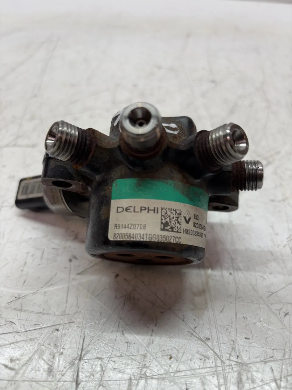 Tubo de raíl Renault Kangoo II 1.5 dCi K9K802 K9K 8200584034