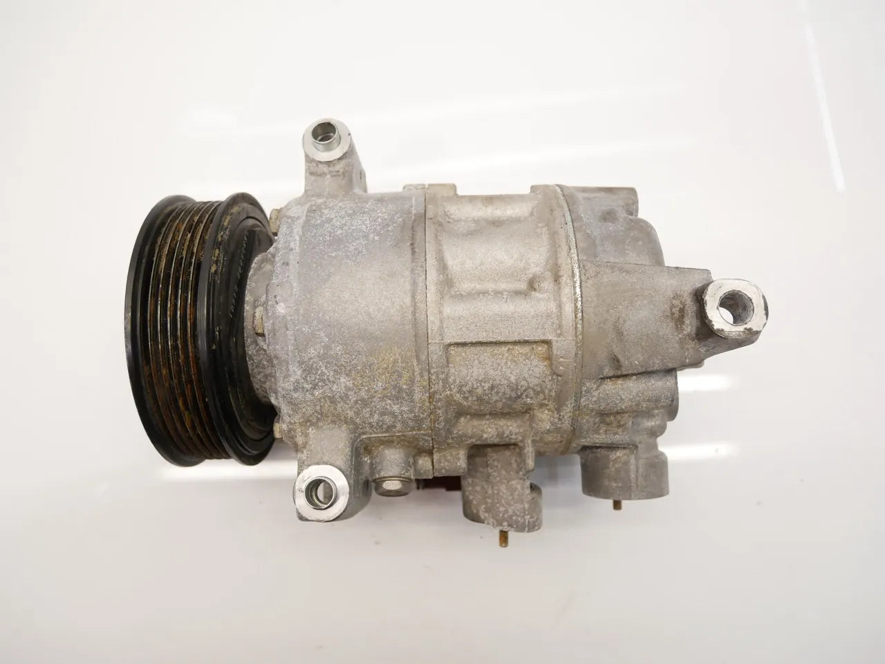 Compresor de aire acondicionado Skoda Volkswagen Audi Superb Passat A3 2.0 TDI DTSB DTS 3Q0816803B
