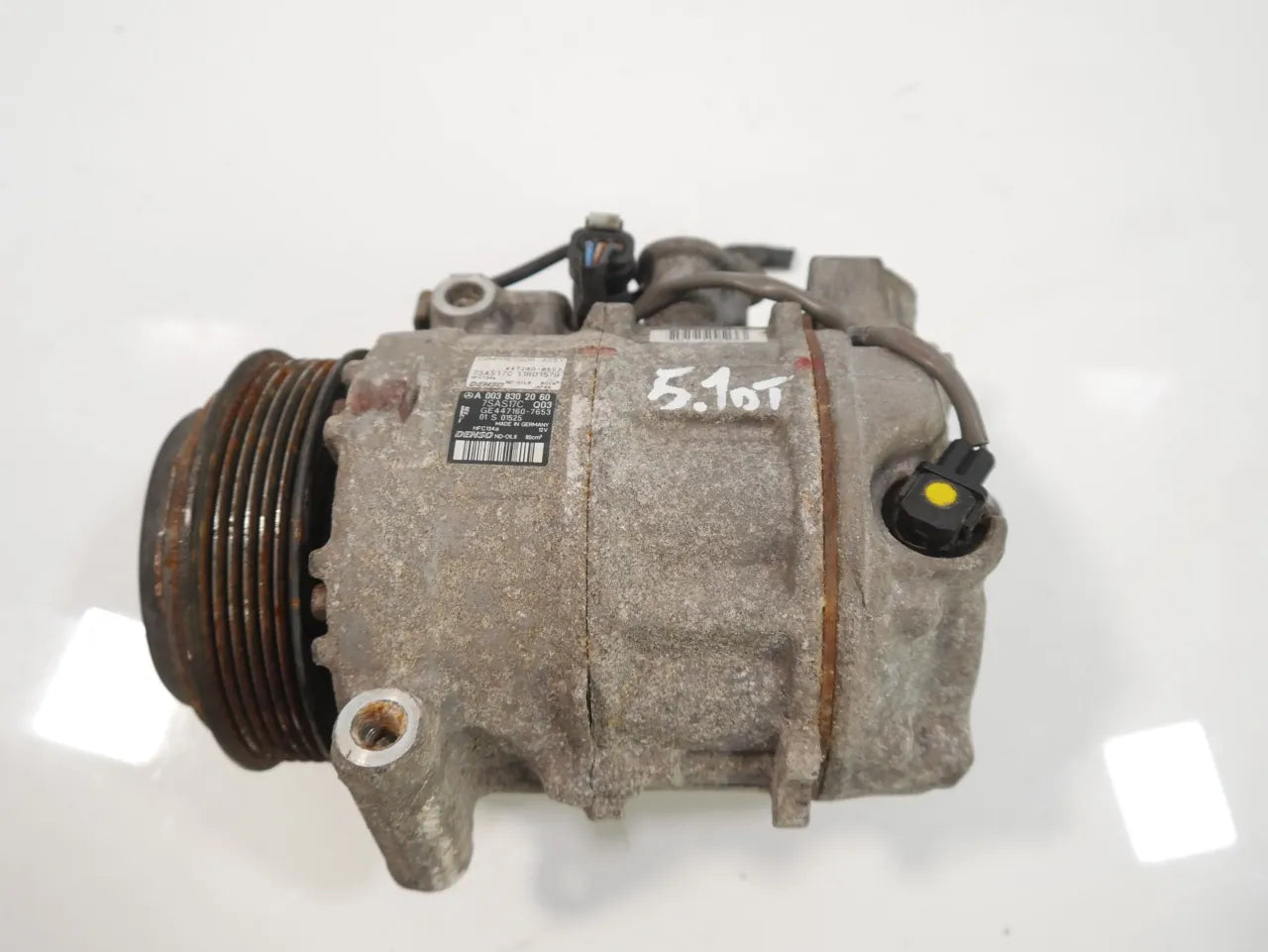 Compresor de aire acondicionado Mercedes-Benz Clase V 2.2 CDI OM651.950 651.950 A0038302060
