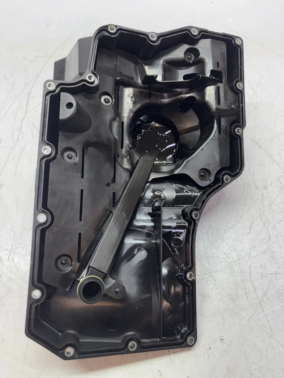Carter de aceite Audi A4 B9 2.0 TFSI DBPA DBP 06L103598R