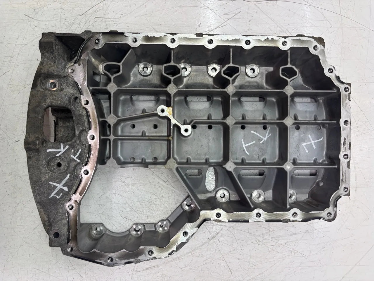 Carter de aceite Volkswagen Jetta IV 2.5 gasolina CBUA CBU 07K103603B