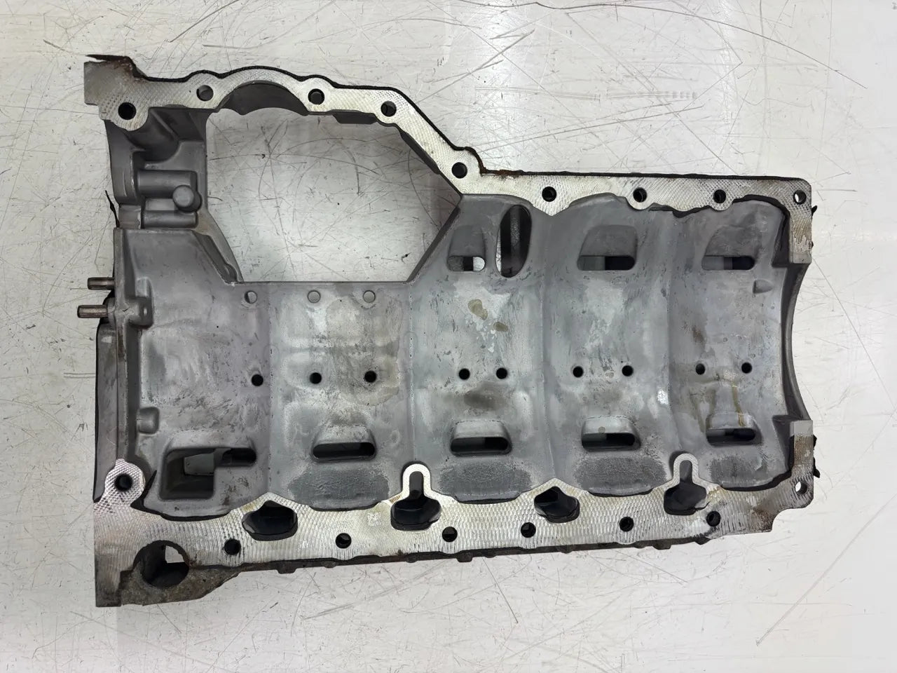 Carter de aceite Volkswagen Jetta IV 2.5 gasolina CBUA CBU 07K103603B