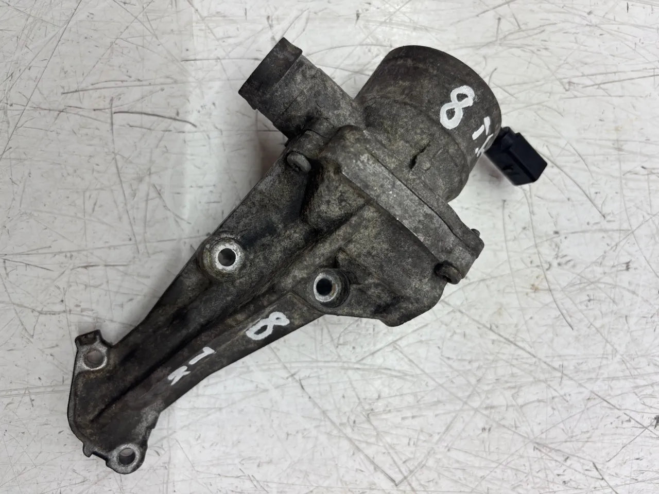 Válvula EGR Volkswagen Jetta IV 2.5 gasolina CBUA CBU 07K131351C