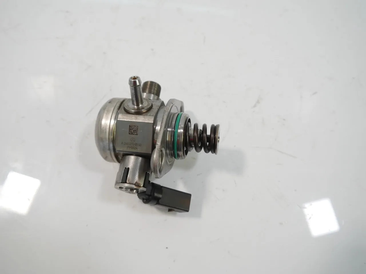 Bomba de combustible Mercedes-Benz A35 AMG W177 2.0 M260.920 260.920 M260 A2600700500