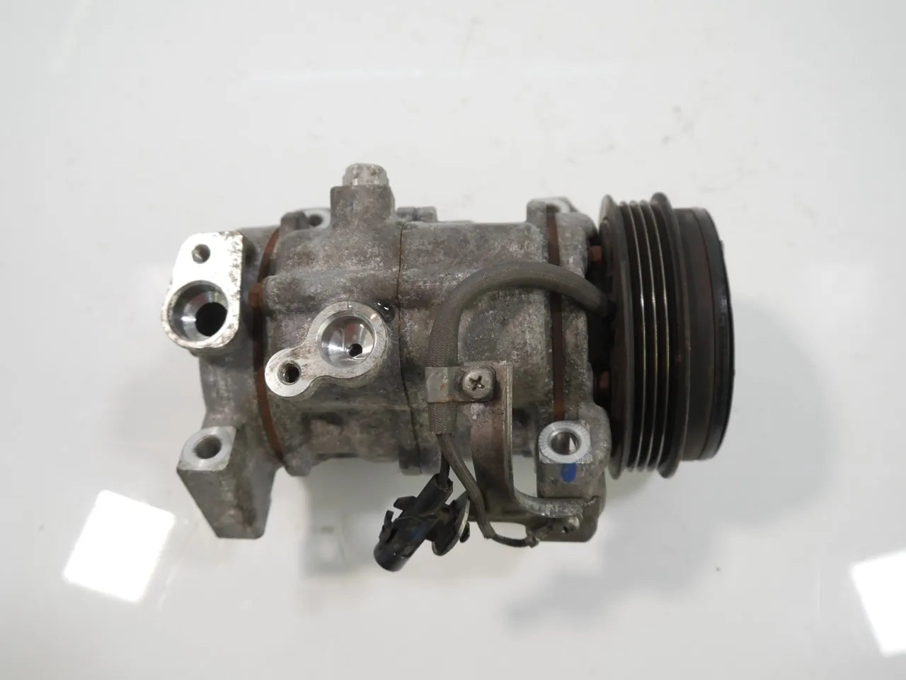 Compresor de aire acondicionado Suzuki Vitara 1.6 M16A M16 95200-61M10