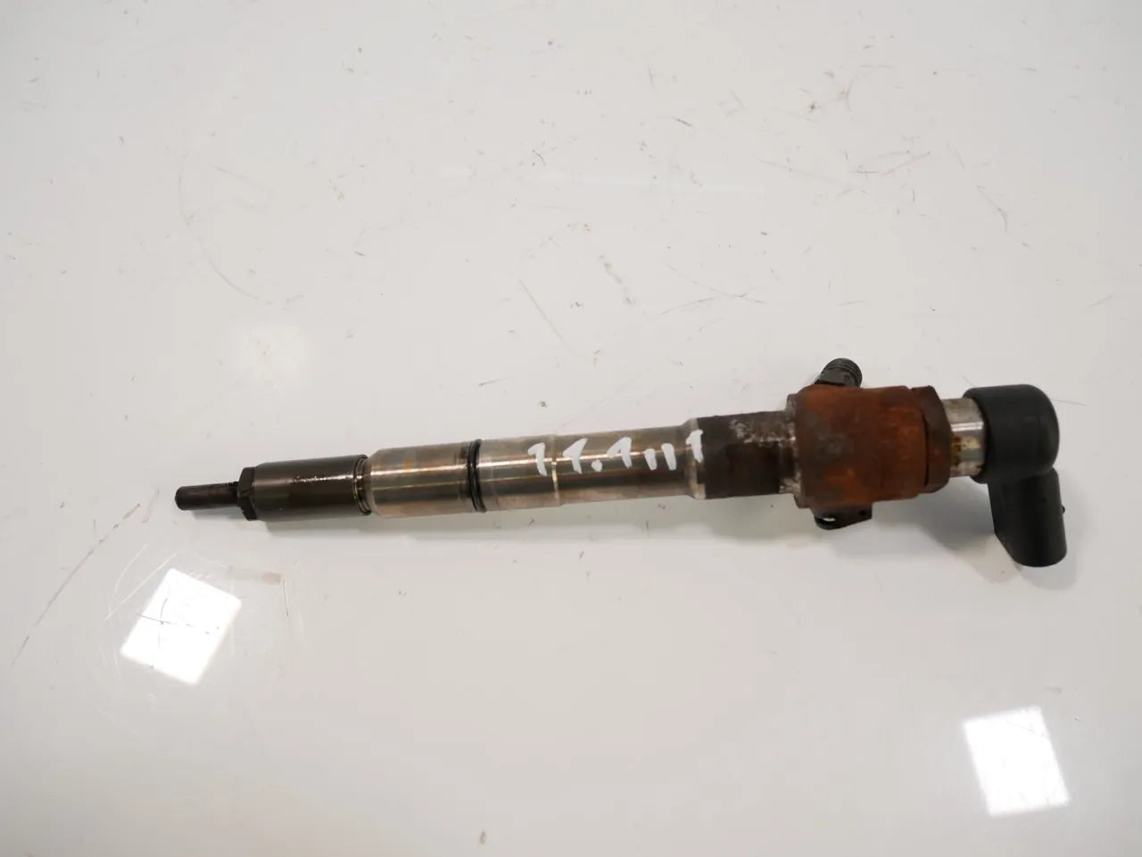 Inyector Volkswagen Audi Seat Passat 1.6 TDI CAYC CAY 03L130277B