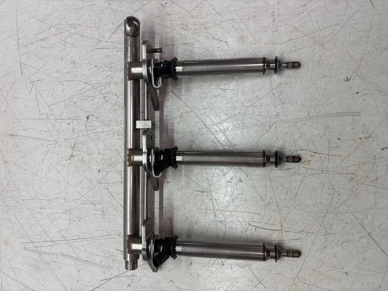 Rampa inyectora Mercedes-Benz 3.5 E350 M276.957 M276 276.957 A2760780545