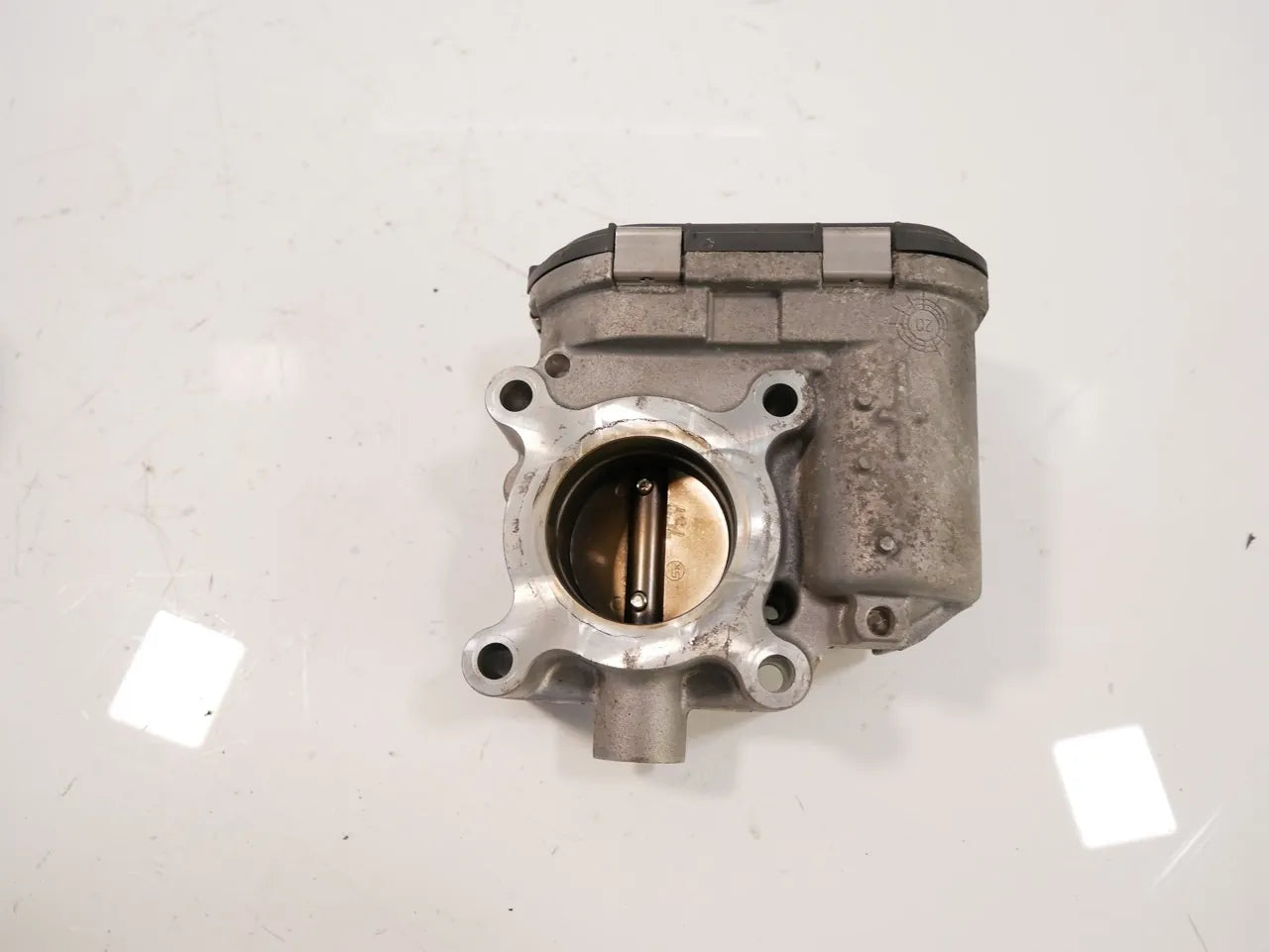 Mariposa Nissan Qashqai MK2 1.3 DIG-T HR13 HR13DDT 161203209R