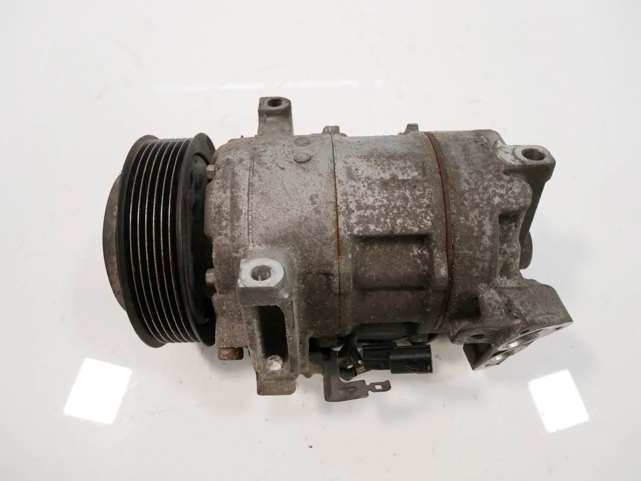 Compresor de aire acondicionado Nissan Qashqai MK2 1.3 DIG-T HR13 HR13DDT 447140-7100