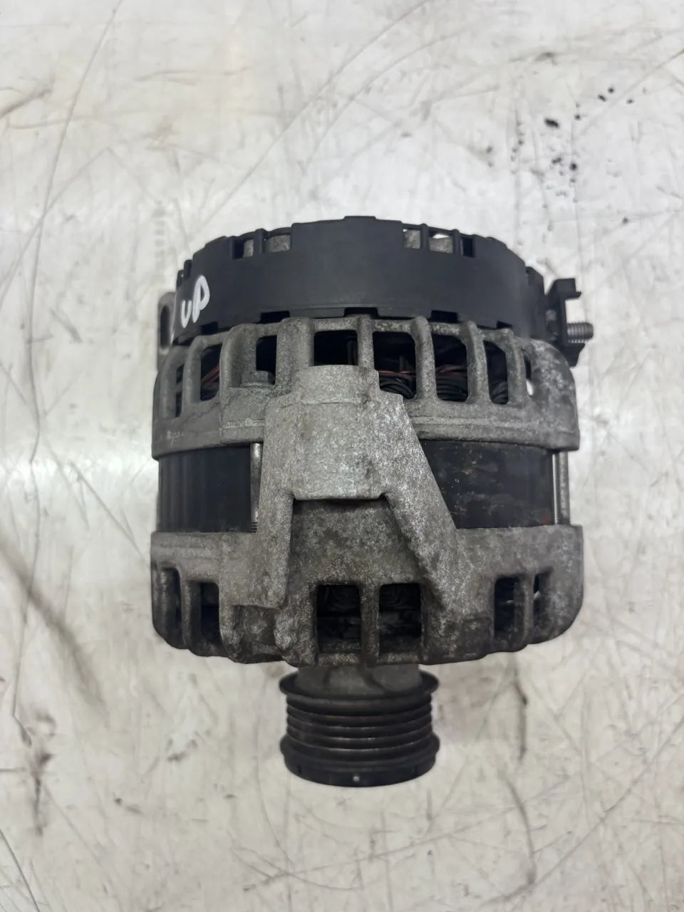 Alternador Volvo V70 III 2.0 D3 D4 D5204T3 30659131