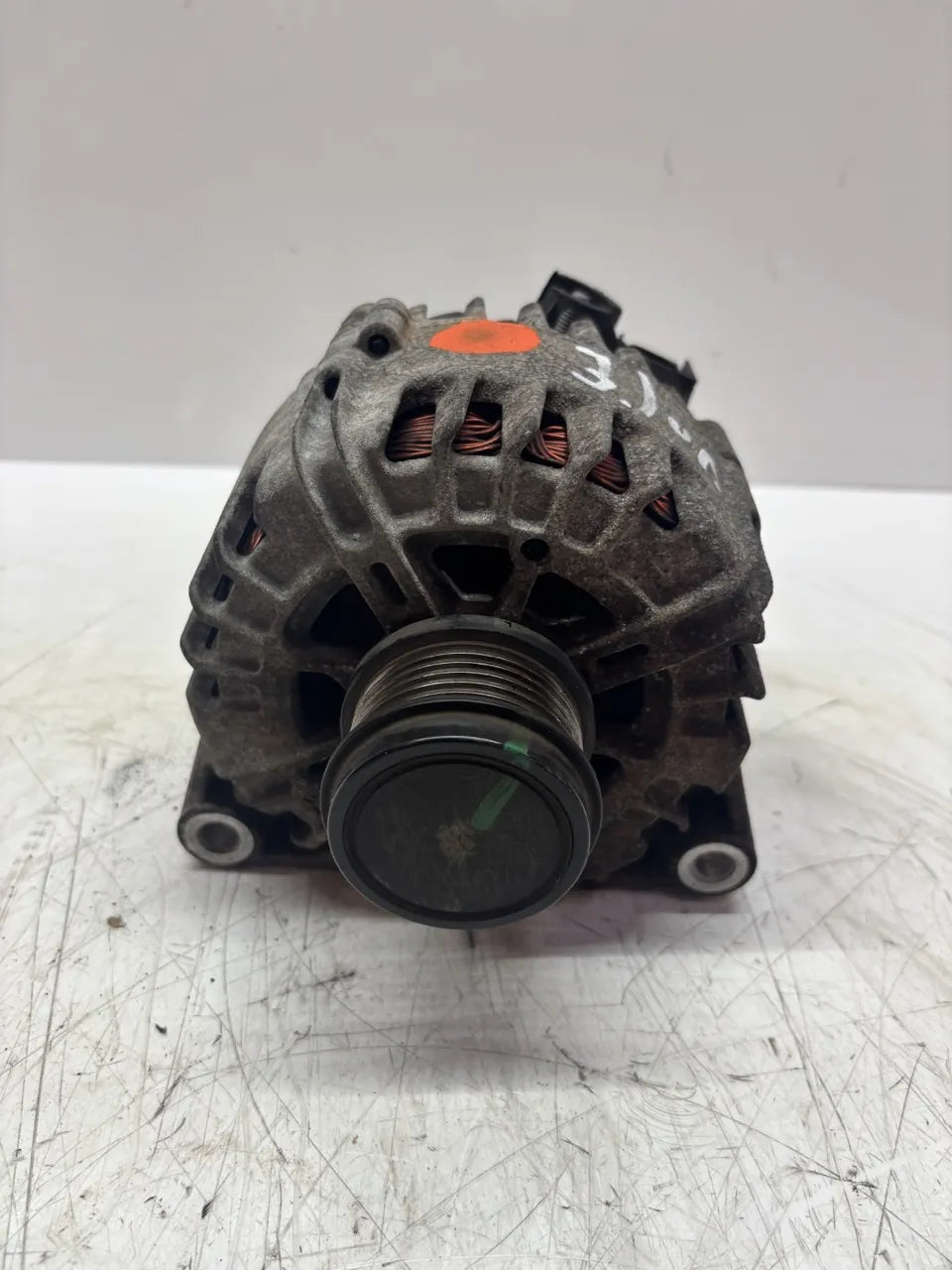Alternador Ford Focus III 1.6 TDCi T1DB AV6N-10300-GC