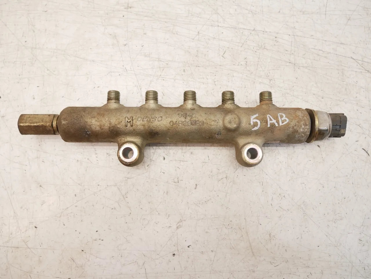 Tubo de raíl Mitsubishi L200 MK4 2.5 DI-D 4D56-HP 4D56-T 4D56 16V 1465A034
