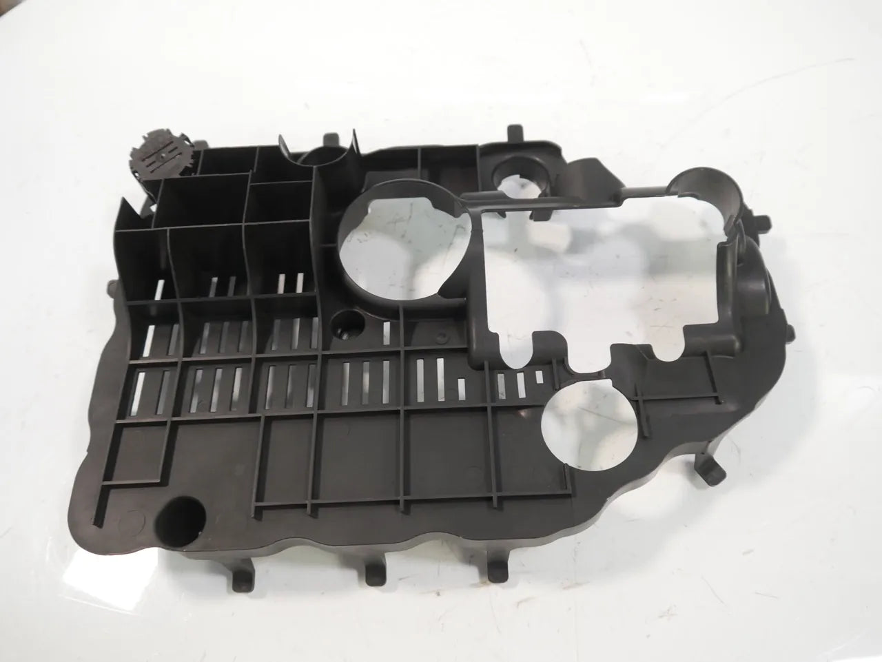 Placa deflectora Audi Volkswagen A3 Q3 TT Golf Passat 2.0 TFSI CCT CCTA 06J103138F