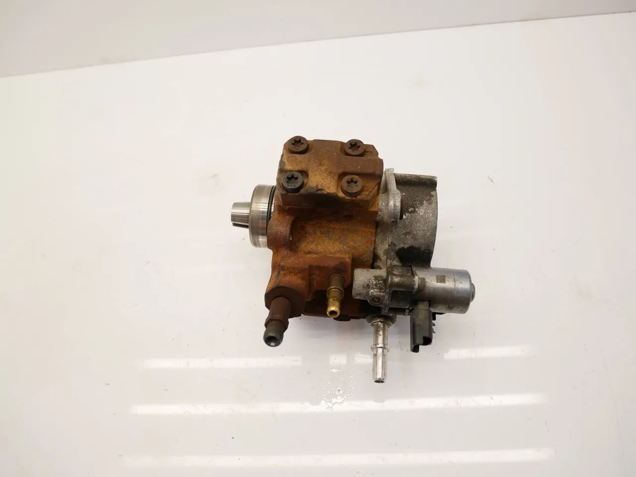 Bomba de alta presión Ford Ranger TKE 3.2 TDCi SA2W SA2R SA2S ENSA FB3Q-9B395-AD