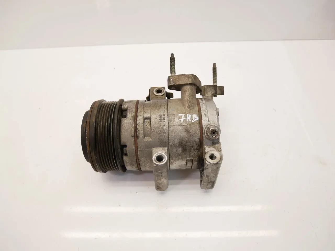 Compresor de aire acondicionado Ford Ranger TKE 3.2 TDCi SA2W SA2R SAFA ENSA EB3B-19D629-DB