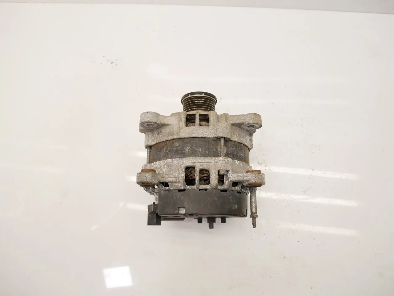 Alternador Volkswagen Transporter T6 2.0 TDi CXHA CXH 03L903023M