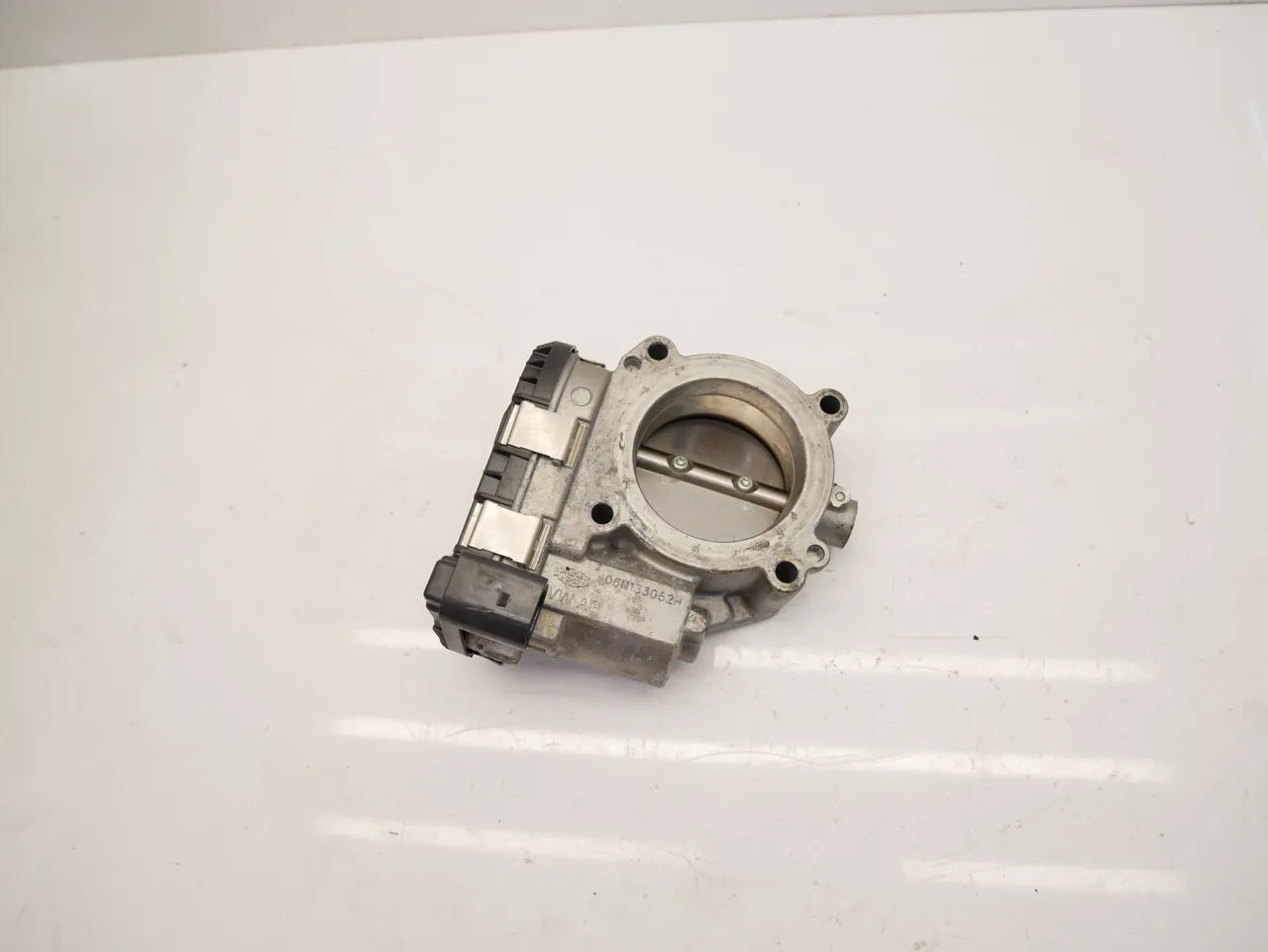 Mariposa Audi S4 A5 S5 Q5 SQ5 3.0 TFSI quattro CWGD CWG 06M133062M