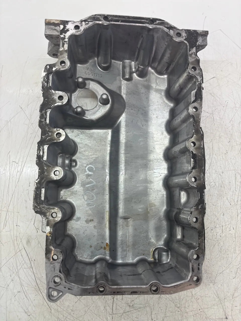 Carter de aceite Volkswagen Audi Seat Skoda Golf VII A3 Leon 1.6 TDI CLHA CLH 04L103603