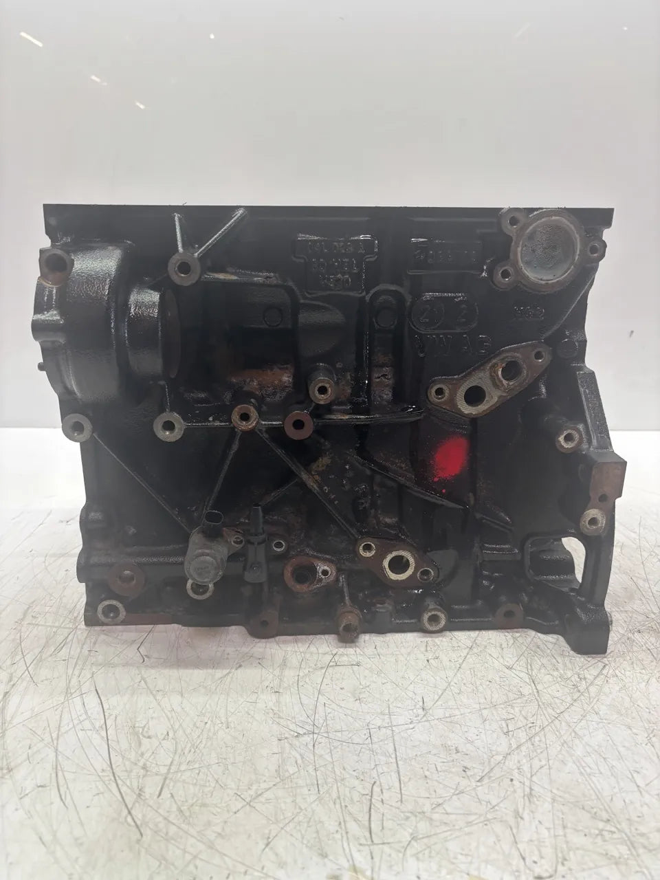 Bloque Defectuoso Volkswagen Audi Seat Skoda Golf VII A3 1,6 TDI CLHA CLH 04L023A