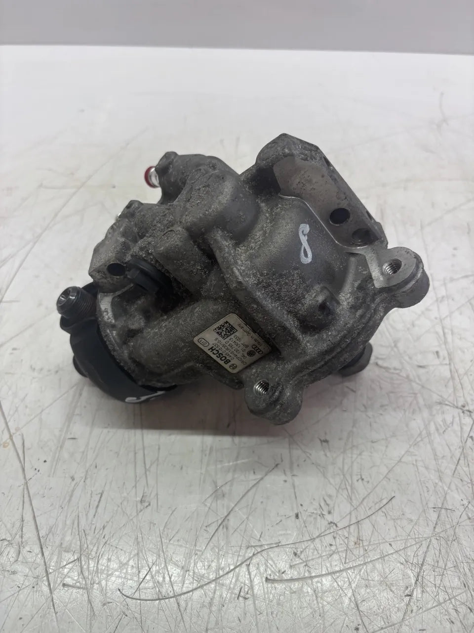Bomba de alta presión Volkswagen Audi Seat Skoda Golf VII A3 1.6 TDI CLHA CLH 04L130755D