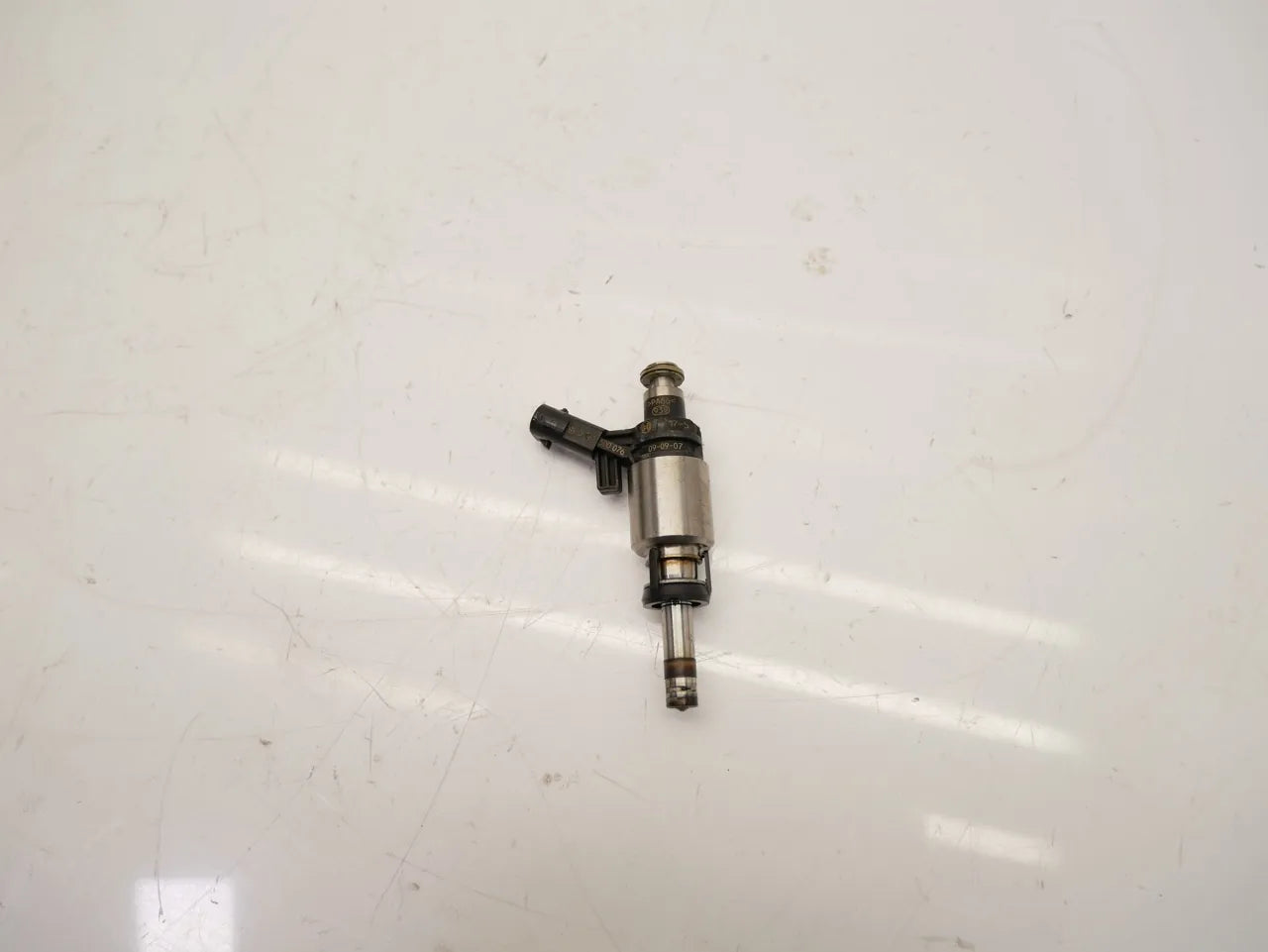 Boquilla de inyección Audi A4 Q5 2.0 TFSI quattro CAED CAE CDN 06H906036G