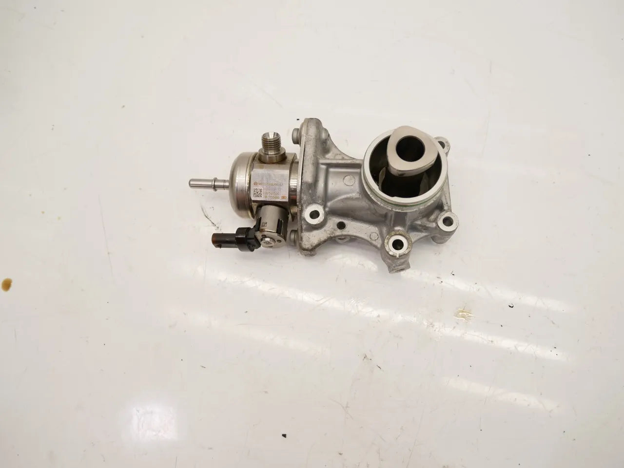 Bomba de combustible Peugeot 508 1.6 PureTech EP6FADTXD 5GF 9817670080