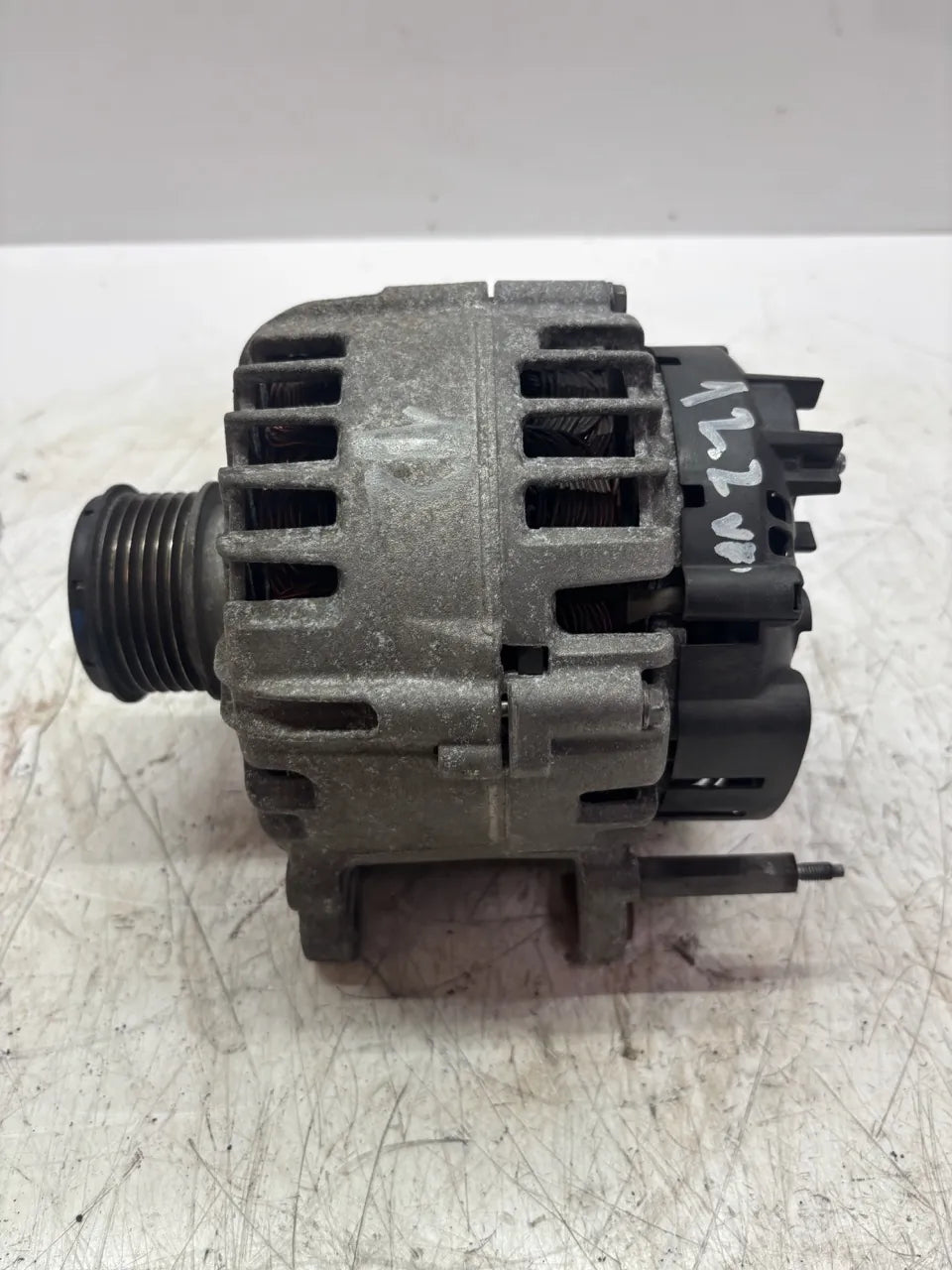 Alternador Audi Seat Skoda Volkswagen A3 Passat 2.0 TDI CFFB CFF 03L903023M